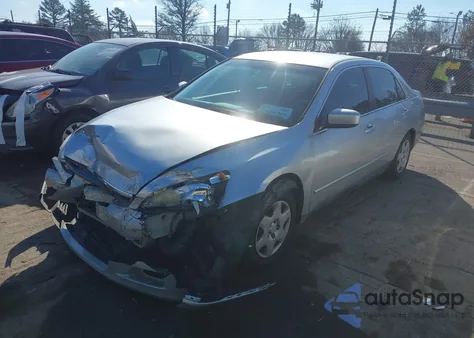 2006 Honda Accord 2.4 Lx из США, поврежденный, VIN 1HGCM56446A146558